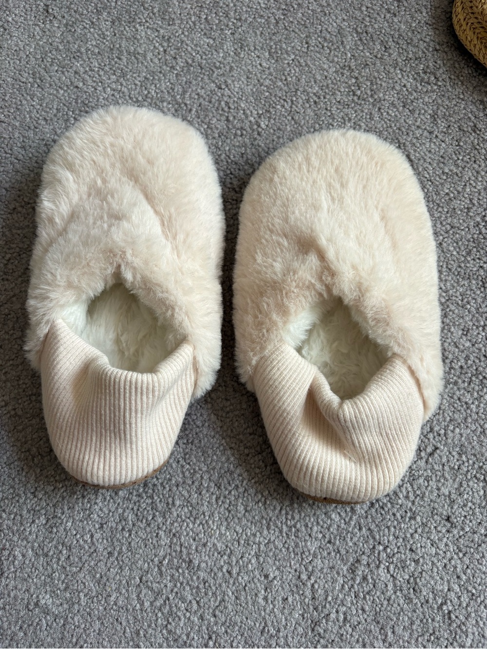 Plush Cream Slip-On Fuzzy Slippers
